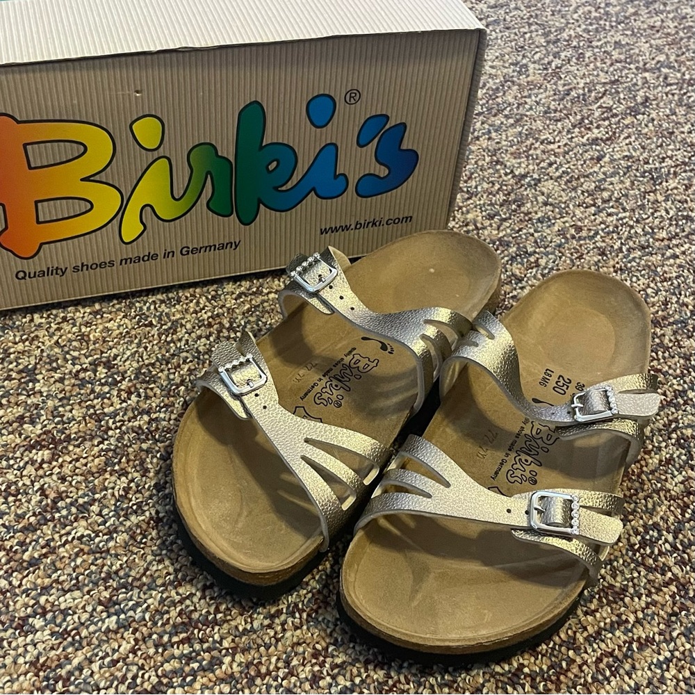 Birki’s moorea graniglia bronze sandals